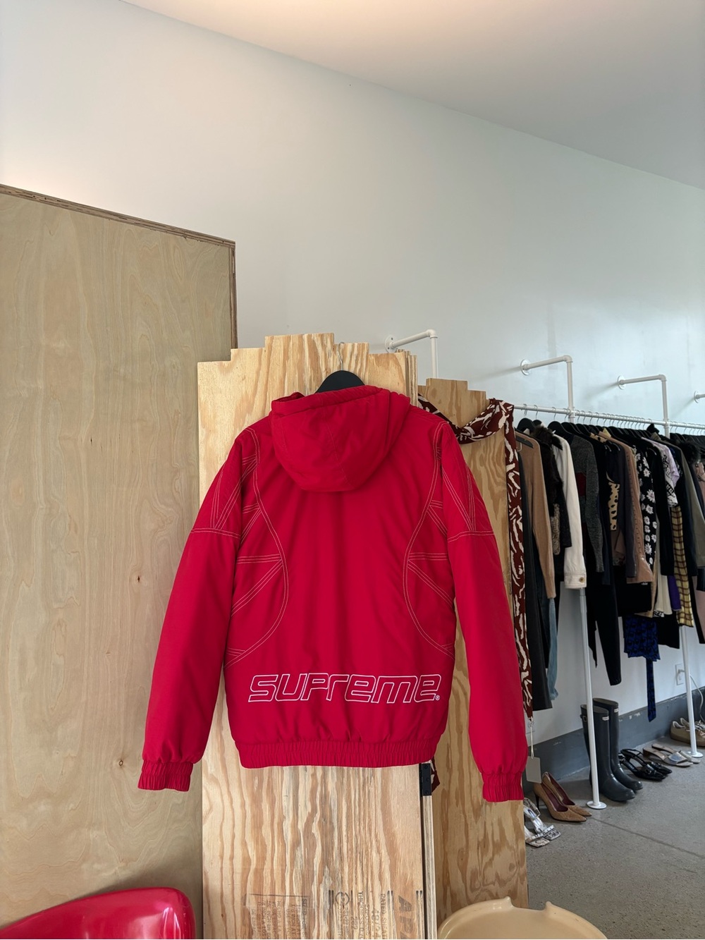Supreme 2018 Zig Zag Puffer Jacket Coat Medium